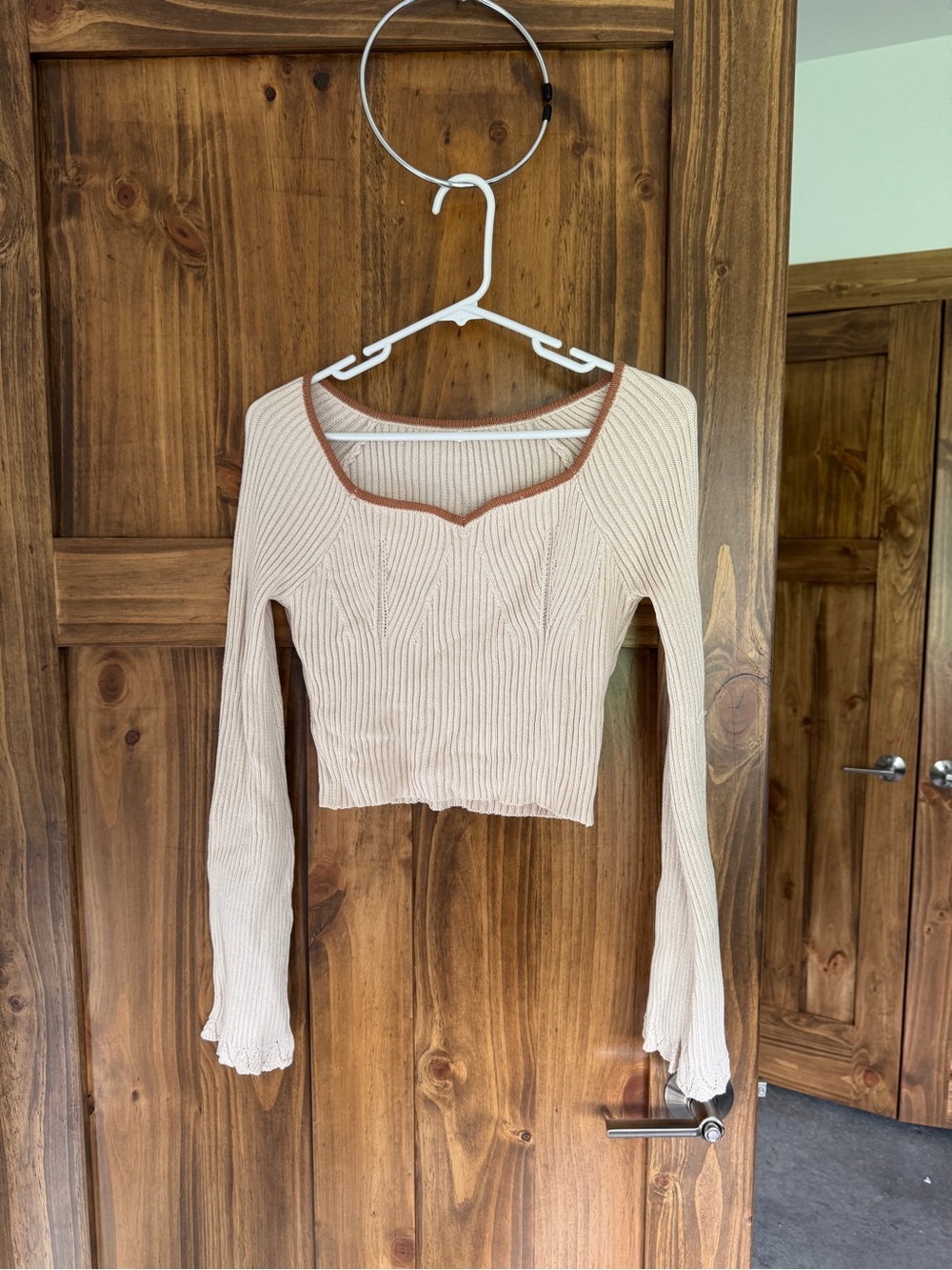Rib-Knit Cream Long Sleeve Crop Top with Contrast Trim